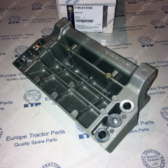 Кронштейн KOMATSU D65PX-12 6150-21-6120 6150-21-6120 Кронштейн KOMATSU D65PX-12 6150-21-6120 6150-21-6120