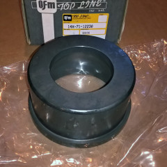 Втулка KOMATSU D65PX-15 14X-71-12230 14X-71-12230